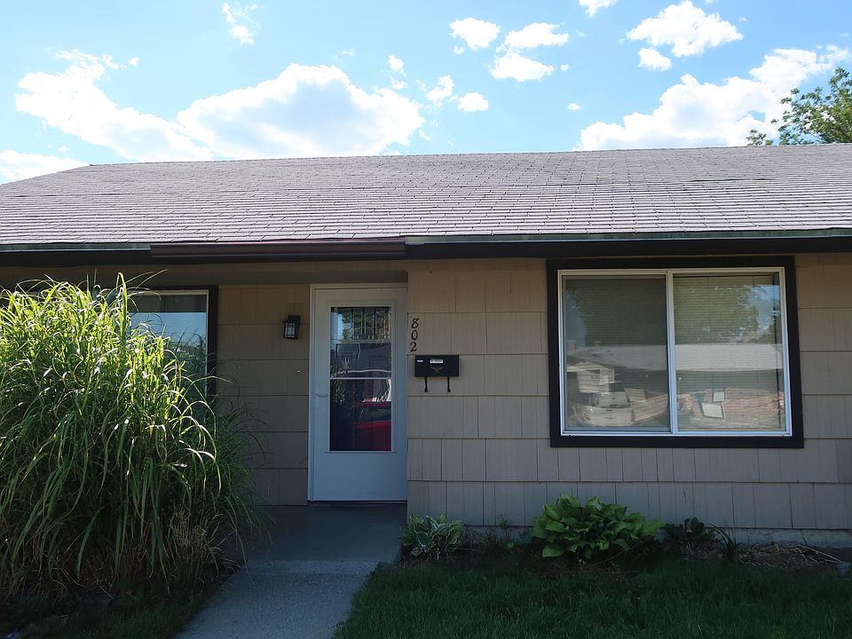 1st image of 802 Gellatly St #802