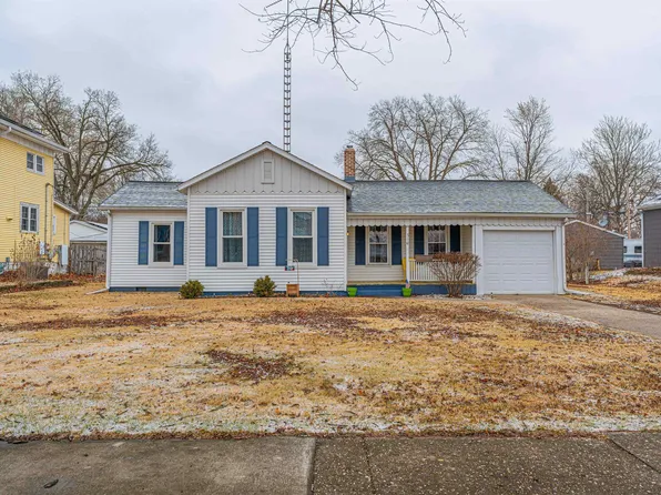 310 Pekin St, Lincoln, IL 62656