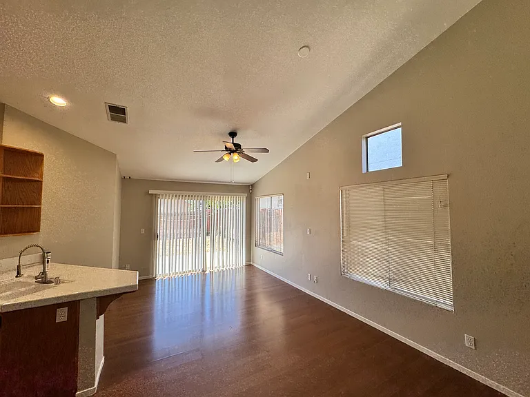 1772 Autumn Meadow Dr — Photo 6