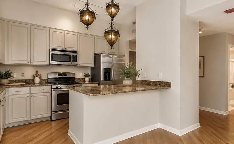 3232 N Halsted St #H409 — Photo 8
