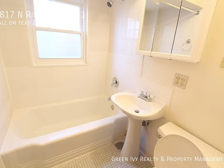 6817 N Ridge Blvd #1 — Photo 12