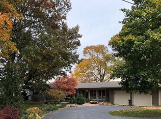 2374 Fruitland Rd, Muscatine, IA 52761