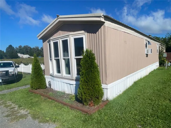 16 Harbor Cir, Ithaca, NY 14850