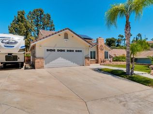 5580 Greens Dr, Jurupa Valley, CA 92509