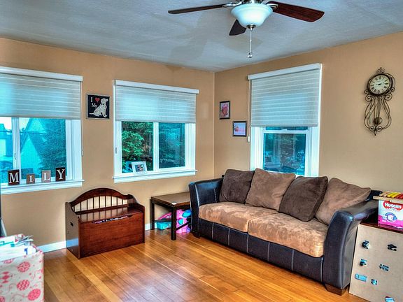 5th image of 275 Winwood Ave