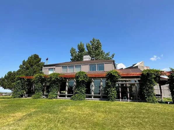 908 4th Ave SE, White Sulphur Springs, MT 59645