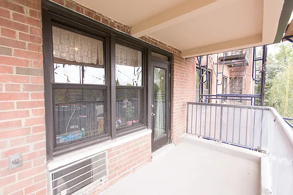 Sold by Re/Max In The City | media 7