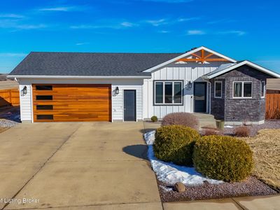 957 Eaton Dr, Dickinson, ND, 58601