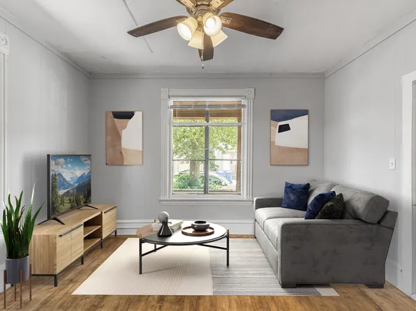 923 20th Ave NE #1, Minneapolis, MN 55418