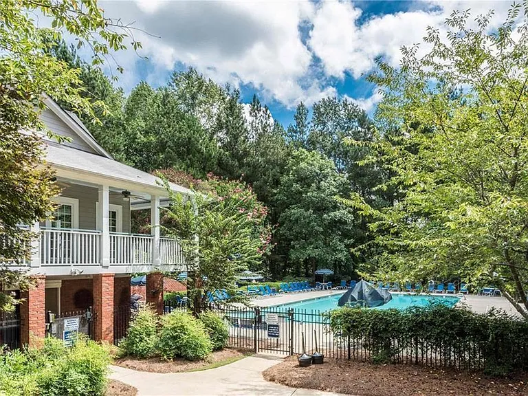 450 Evans Mill Dr — Photo 21