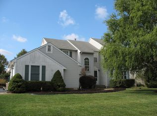 17 Tyndale Rd, Hamilton, NJ 08690