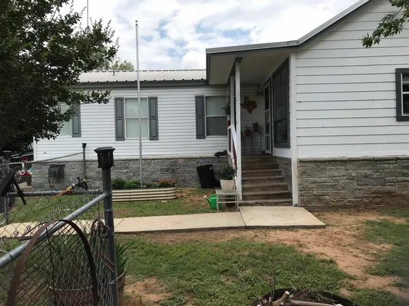 227 Victory Rd, Kingsland, TX 78639