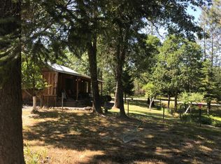 7163 W Evans Creek Rd, Rogue River, OR 97537