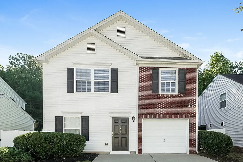 3 bed, 2.5 bath, 1260 sqft, $1,850 — Photo 1