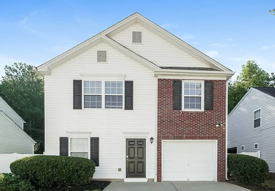 128 Oak Grove Pl