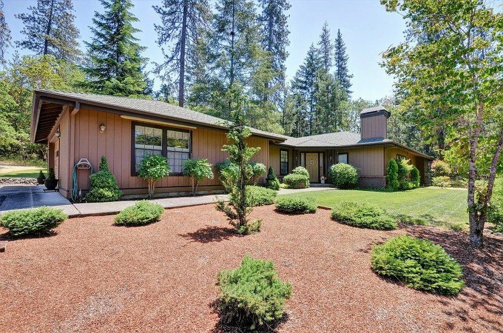 271 Serenity Ln photo 1