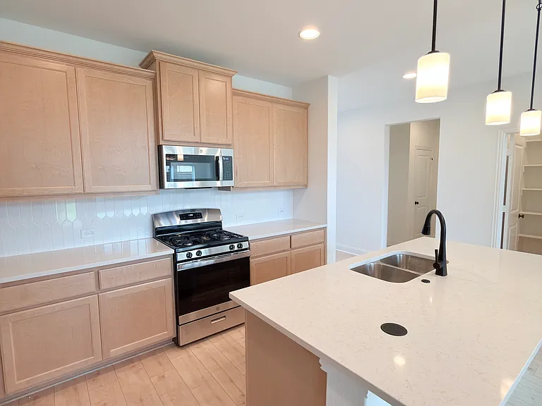 1809 Gleasondale Dr — Photo 17