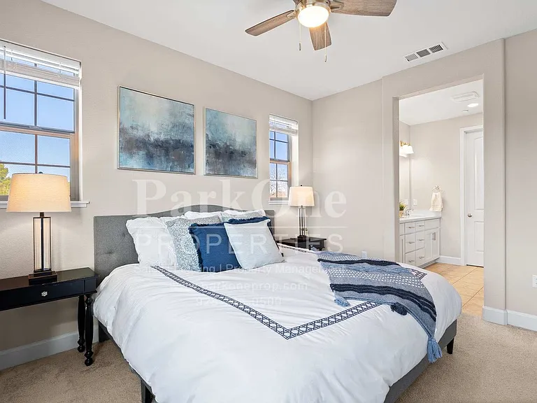 101 Laurel Knoll Dr — Photo 16