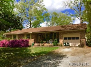 2216 Steeple Chase Drive, Trent Woods, NC 28562