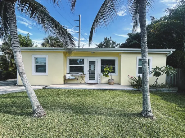 604 NW POINSETTIA Street, Stuart, FL 34994