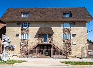 1128 Des Plaines Ave APT 101, Forest Park, IL 60130