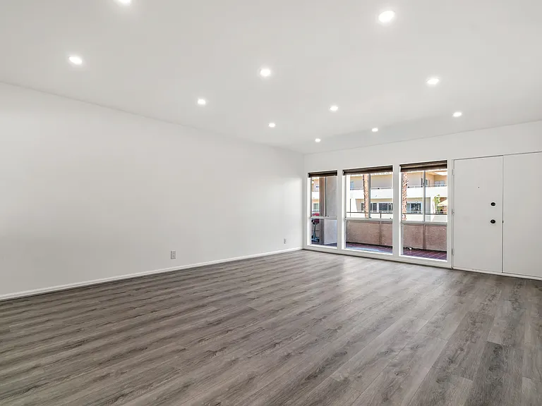 277 E Alejo Rd #219 — Photo 10