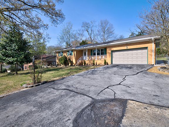 3rd image of 4323 Norcross Rd
