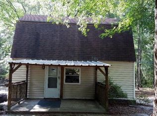1627 Goslin Pond Rd, Summerton, SC 29148