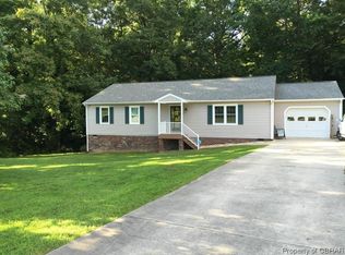 6000 Pontefract Dr, New Kent, VA 23124