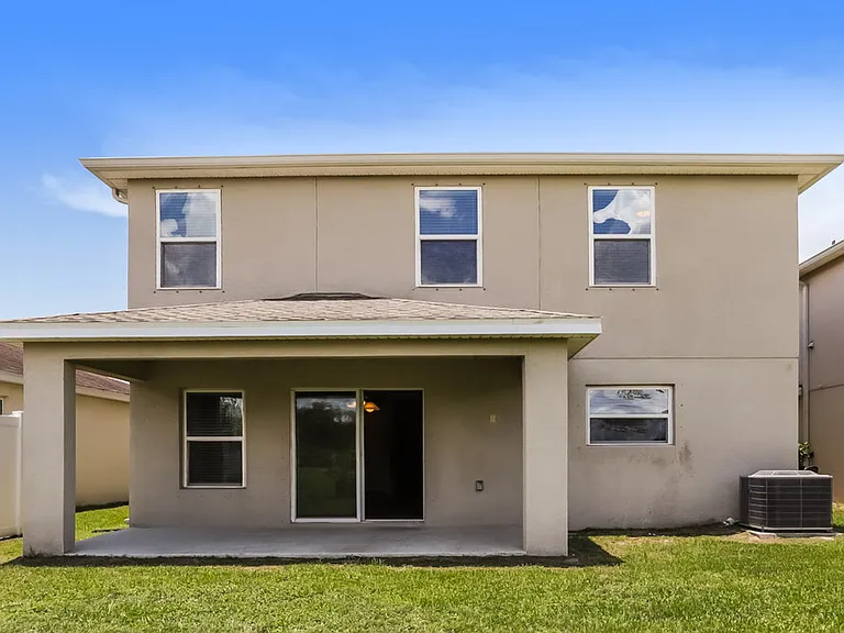 10716 Southern Forest Dr — Photo 16