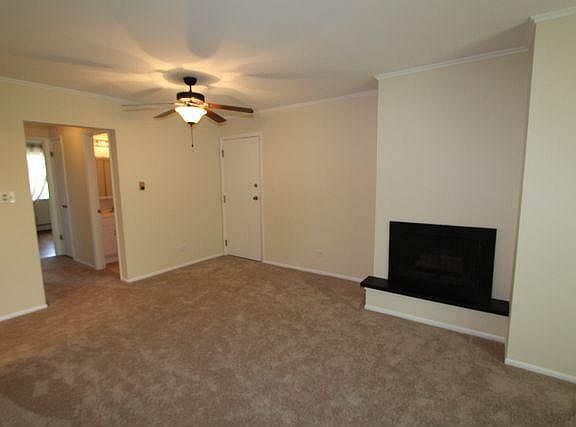 2nd image of 821 S Dwyer Ave