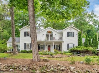 57 Springbrook Trl, Sparta, NJ 07871