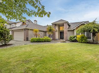 3255 NE 4th Ave, Hillsboro, OR 97124