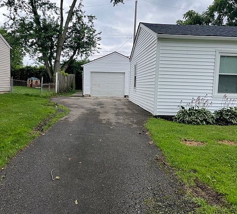 2nd image of 7423 Marlan Ave