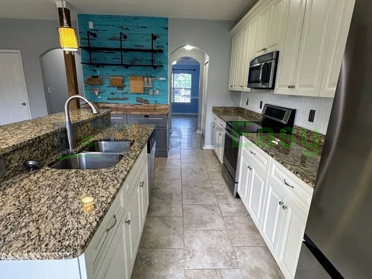 418 Munden Ave — Photo 8