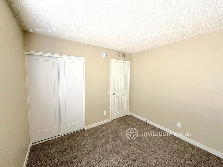 4205 N 101st Ave — Photo 9