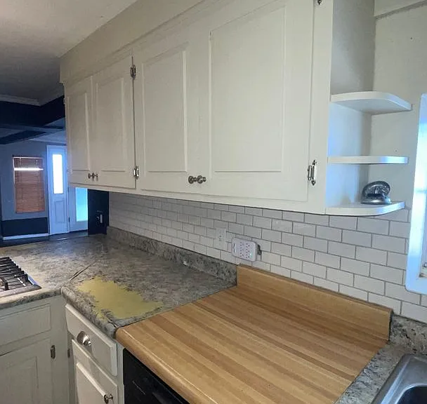 1704 N J Ave — Photo 7