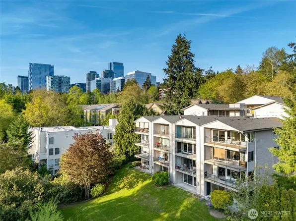 321 Bellevue Way SE #401, Bellevue, WA 98004