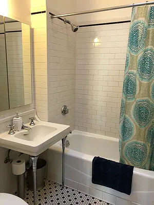 Rented by Compass | media 29