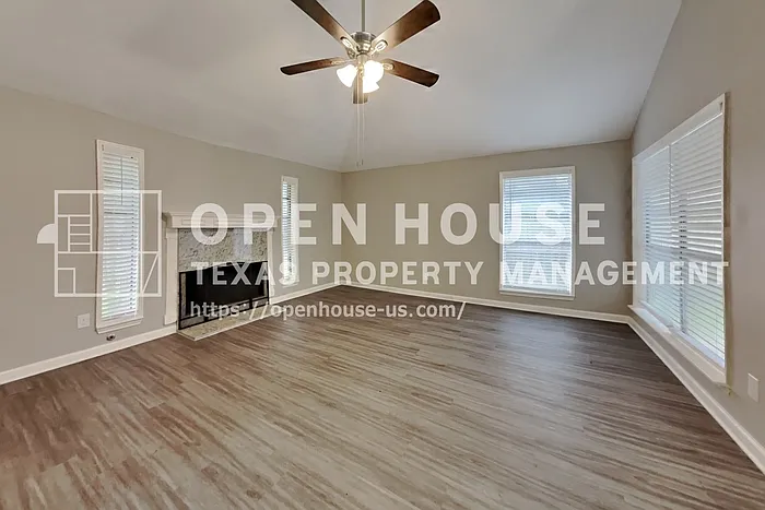 4935 Northfork Dr — Photo 4
