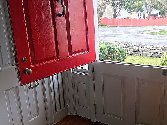 Dutch Door