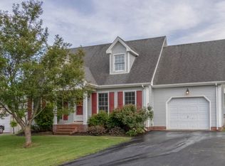 653 Hunters Ln, Hopkinsville, KY 42240