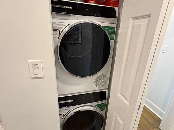 5th image of 56 Queensberry St APT 13