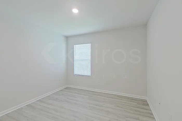 409 Monarch Ln — Photo 10