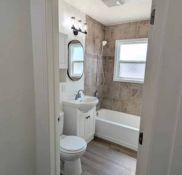 728 Locust St — Photo 13
