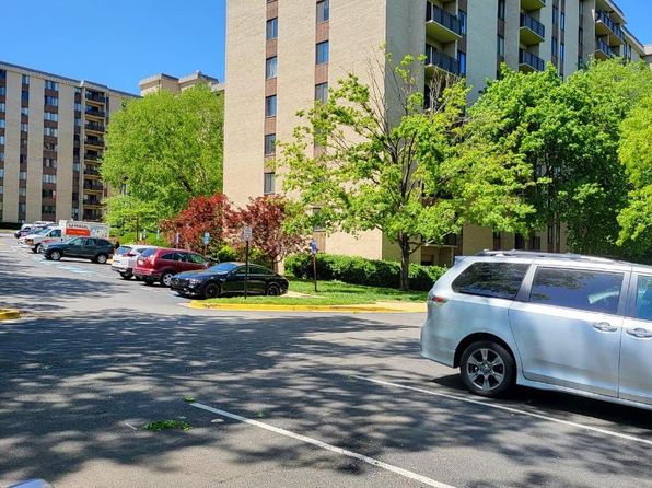 3100 S Manchester St APT 909, Falls Church, VA 22044