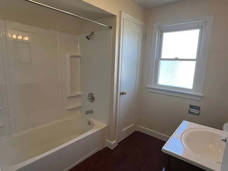 625 Churchill Rd — Photo 10
