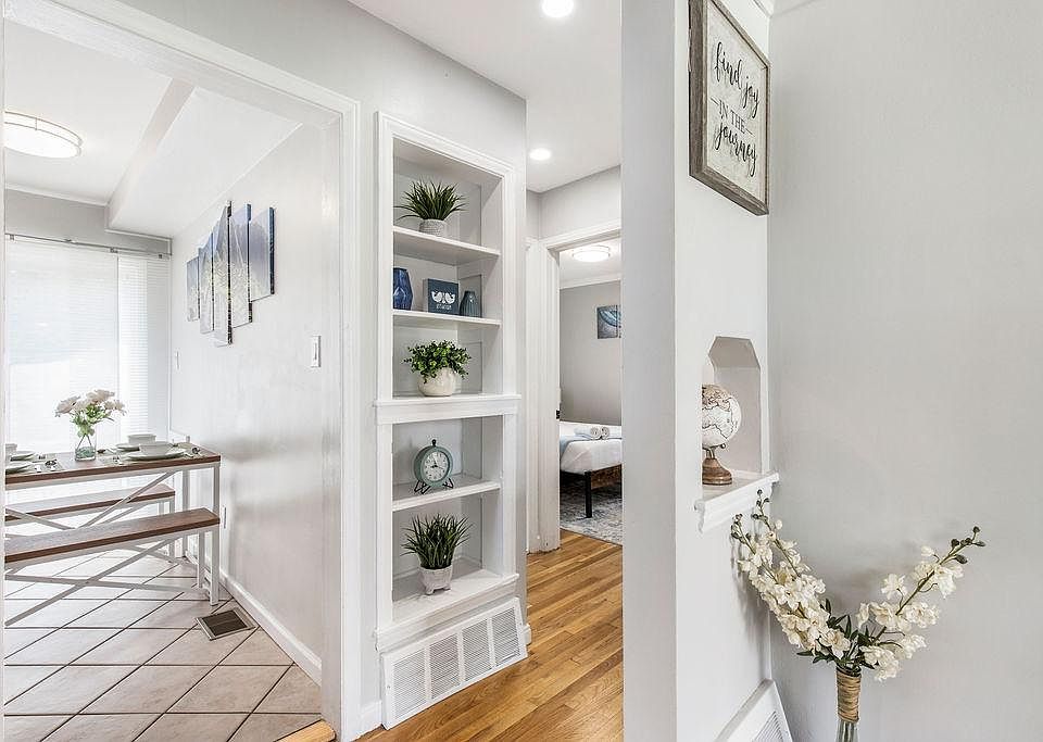 2024 Rowland Ave, photo 6
