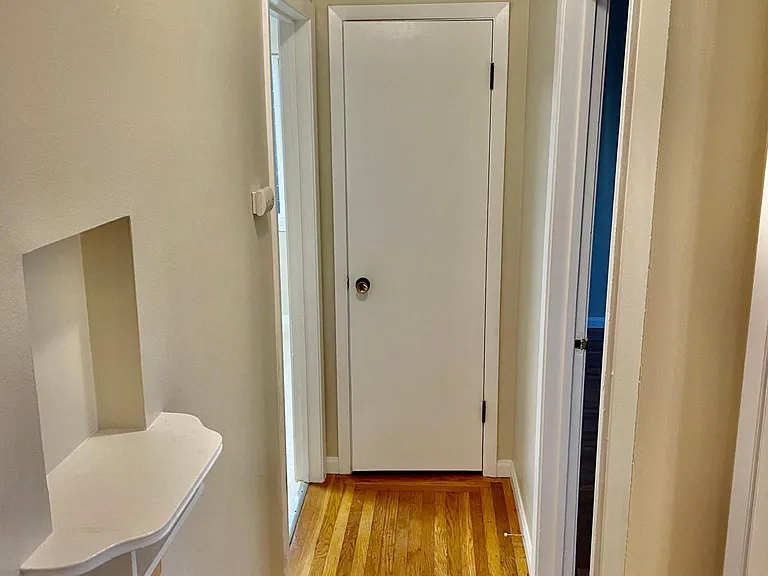 3350 Judah St #3 — Photo 4