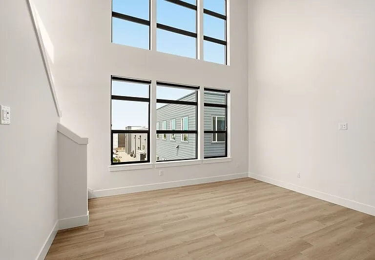 21806 E Indiana Ave #206 — Photo 6